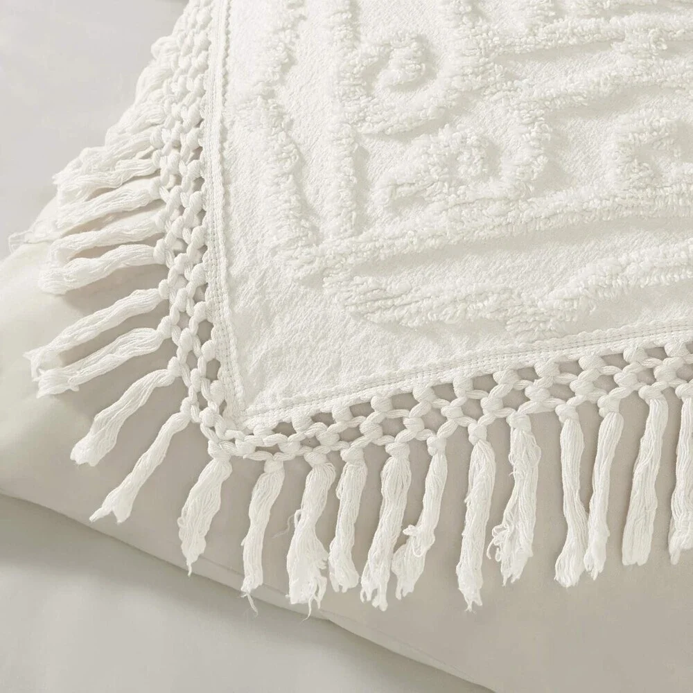 Madison Park Laetitia Coverlet Set Full/Queen Ivory 90